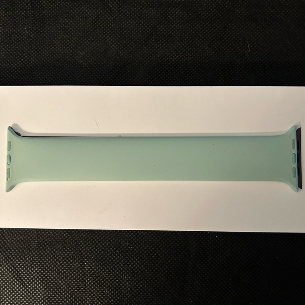 APPLE WATCH BAND 45mm SZ 7
